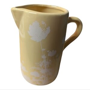 Floral vase, pastel yellow, 7'